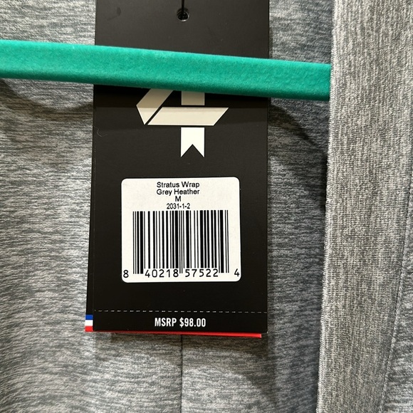 NWT Fourlaps wrap with tie and pockets. So soft!! Mens or women’s. - Picture 2 of 8